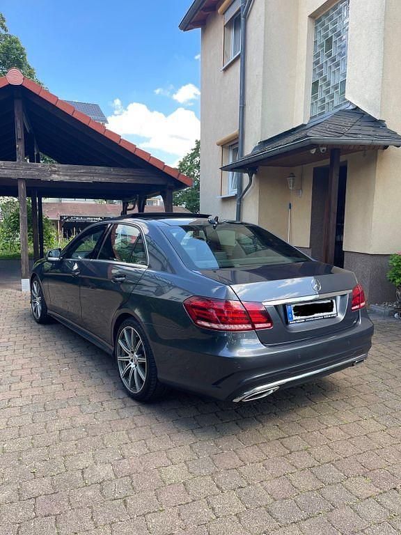 Gebraucht Mercedes E350 252 PS (185 kW) 2014 Grau Limousine