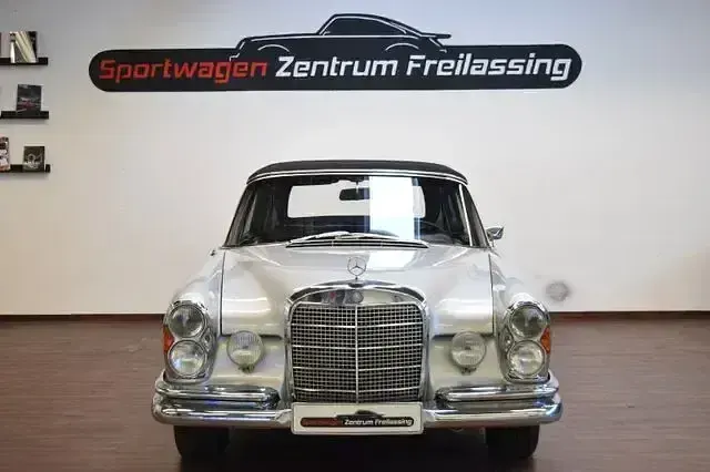 Gebraucht Mercedes W111 SE 170 PS (125 kW) 1968 Silbergrau Cabrio