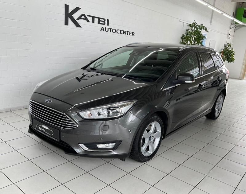 Gebraucht Ford Focus Titanium 150 PS (110 kW) 2018 Grau Kombi