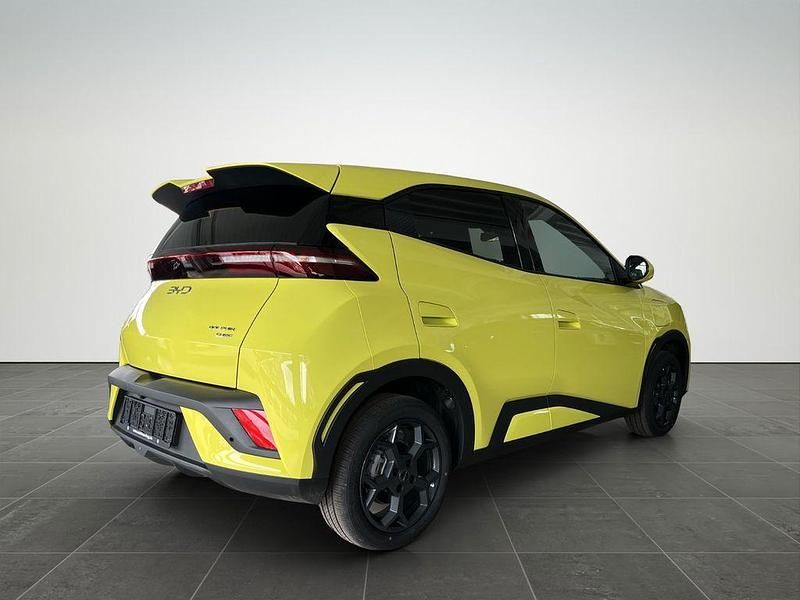 Neu BYD Dolphin Surf Comfort 114 kW (156 PS) 2025 Lime green Kleinwagen