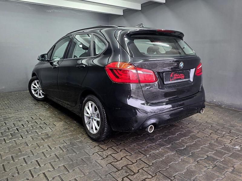 Gebraucht BMW 220 Active Tourer 192 PS (141 kW) 2019 Schwarz Van / Kleinbus