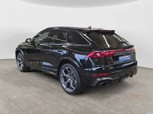 Gebraucht Audi RS Q8 Performance 640 PS (470 kW) 2026 Schwarz SUV