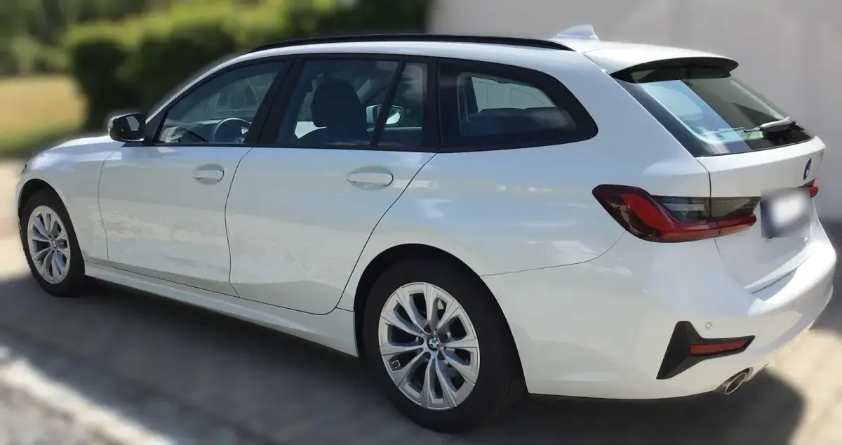 Gebraucht BMW 318 Advantage 150 PS (110 kW) 2022 Weiß Kombi