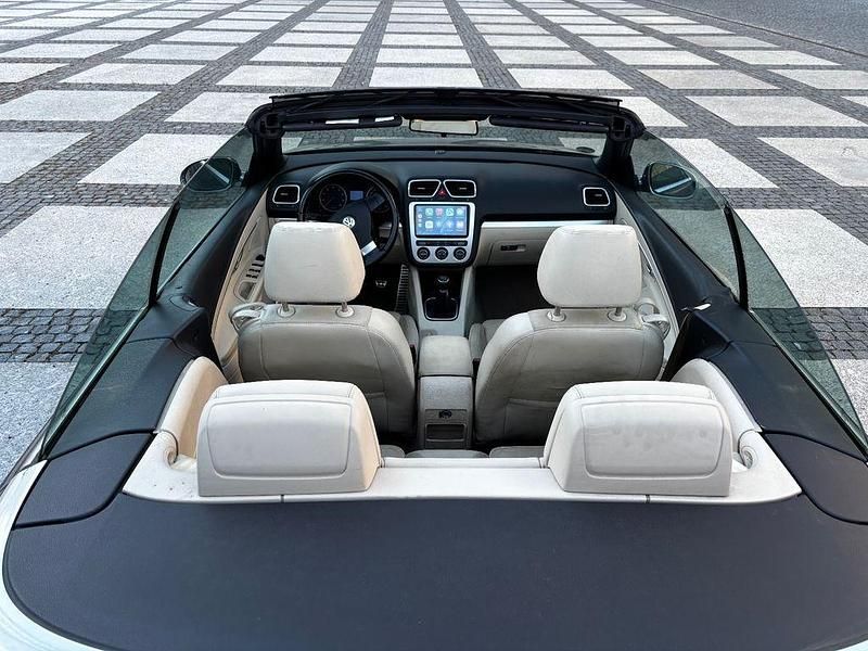 Braun Gebraucht 2006 VW Eos Cabrio | 2.600 € (Fairer Preis) - Bild 1/4