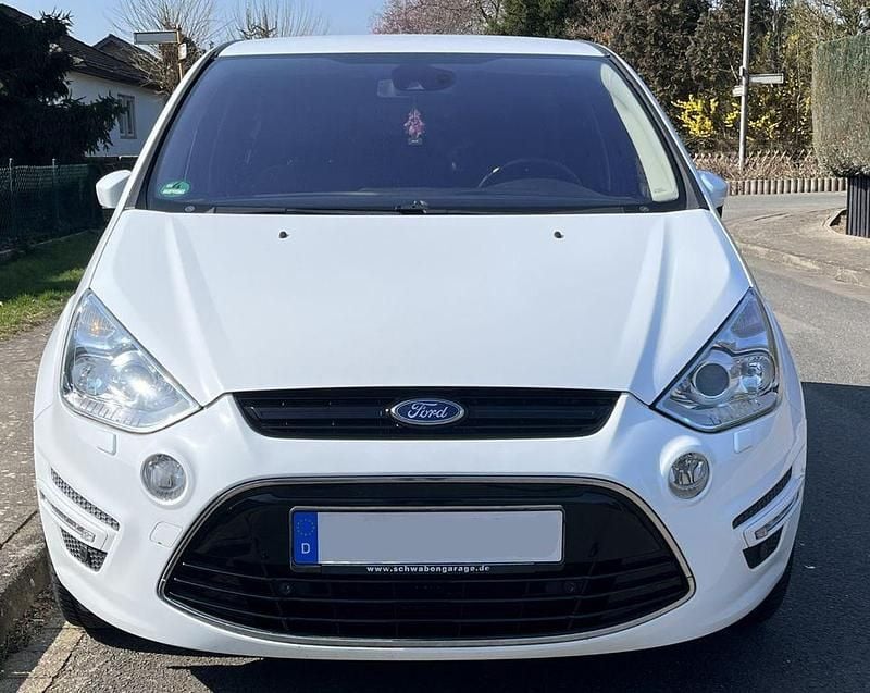 Gebraucht Ford S-MAX Titanium 200 PS (147 kW) 2011 Weiß Van / Kleinbus