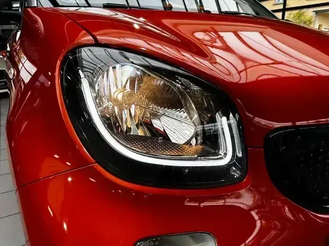 Gebraucht Smart ForFour Passion 71 PS (52 kW) 2017 Lava orange Kleinwagen