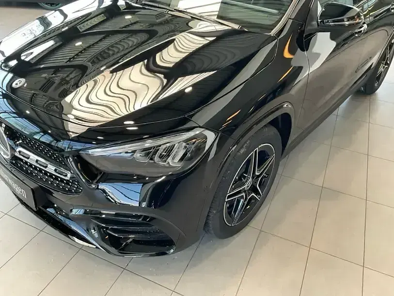 Gebraucht Mercedes GLA220 AMG 190 PS (139 kW) 2026 Schwarz SUV