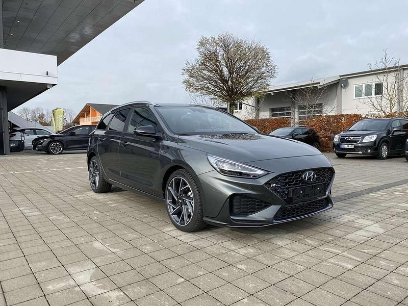 Amazon grey Gebraucht 2021 Hyundai i30 Premium Kombi | 16.900 € (Fairer Preis) - Bild 1/1