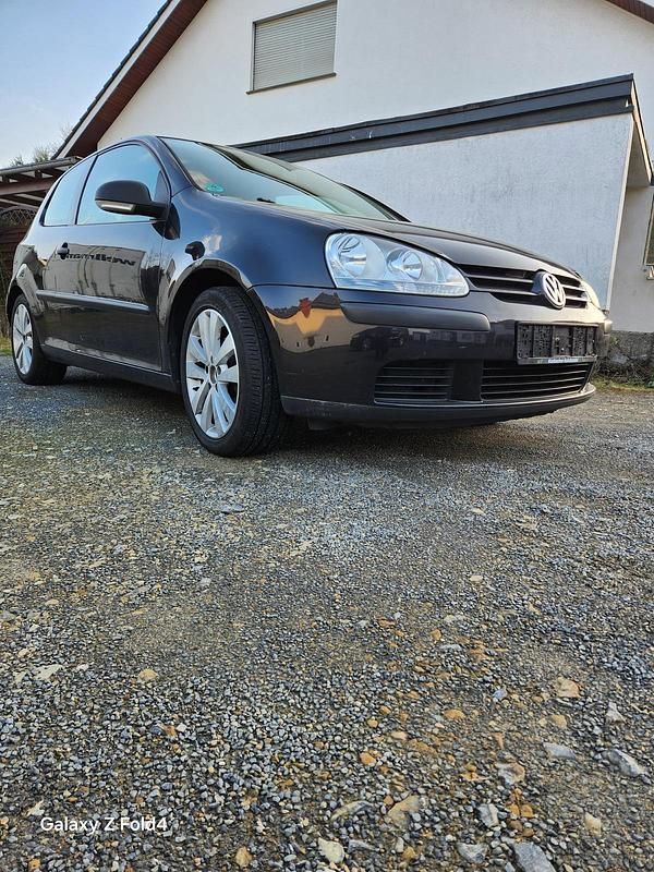 Gebraucht VW Golf V 80 PS (58 kW) 2008 Schwarz Kleinwagen