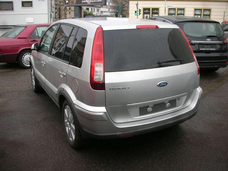 Gebraucht Ford Fusion 101 PS (74 kW) 2006 Silber Limousine