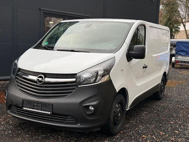 Weiß Gebraucht 2015 Opel Vivaro Van | 6.900 € (Superpreis) - Bild 1/4