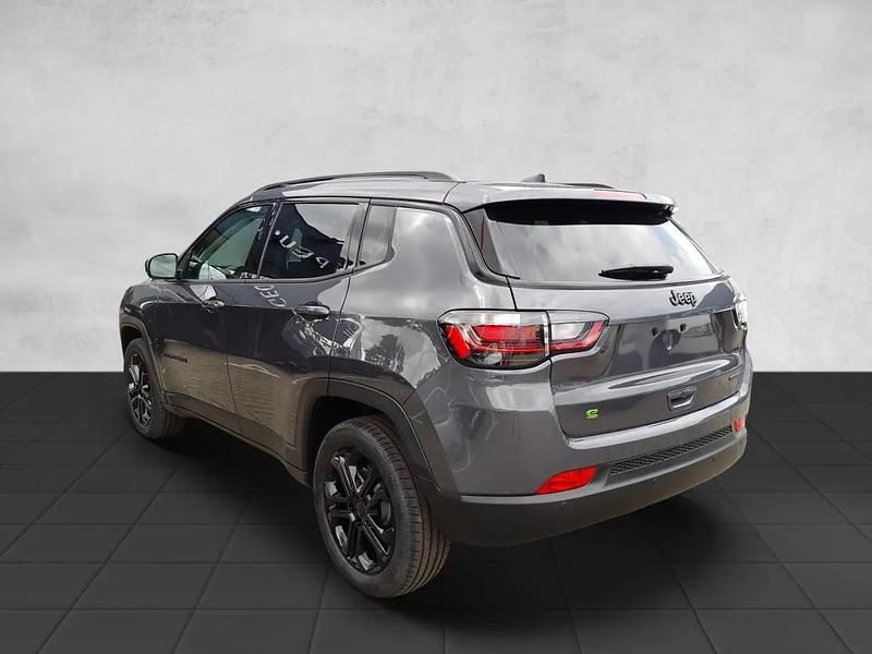 Gebraucht Jeep Compass Night Eagle 131 PS (96 kW) 2023 Grigio moda (graphite grey met SUV