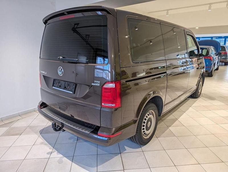 Gebraucht VW Caravelle 122 PS (89 kW) 2016 Braun Van / Kleinbus