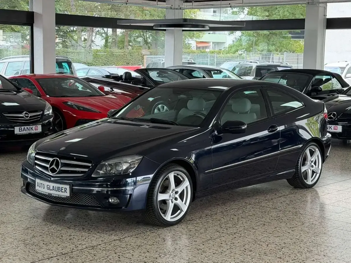 Gebraucht Mercedes CLC200 184 PS (135 kW) 2009 Blau Coupé