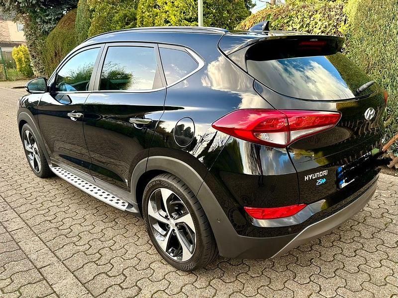 Gebraucht Hyundai Tucson Edition 177 PS (130 kW) 2017 Schwarz SUV
