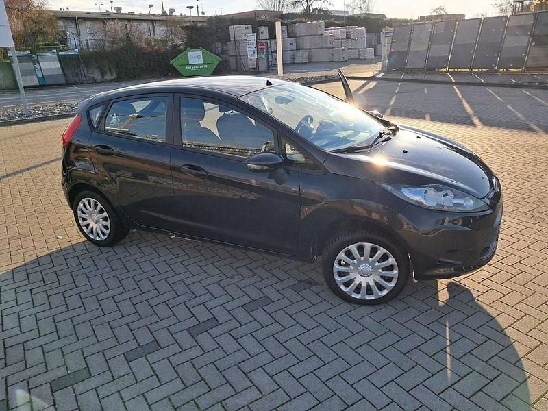 Schwarz Gebraucht 2009 Ford Fiesta Trend Kleinwagen | 2.990 € (Guter Preis) - Bild 1/4