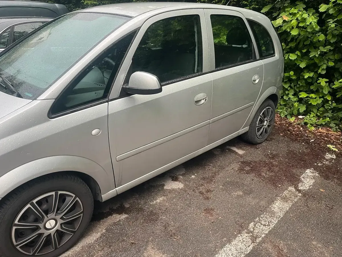 Gebraucht Opel Meriva 90 PS (66 kW) 2007 Silber Van / Kleinbus
