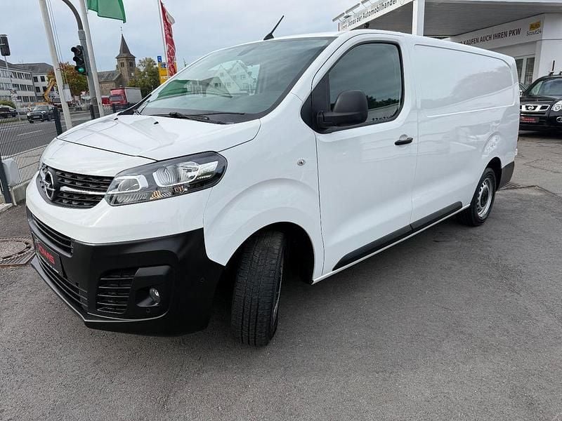 Weiß Gebraucht 2021 Opel Vivaro Edition Van | 17.900 € (Fairer Preis) - Bild 1/4