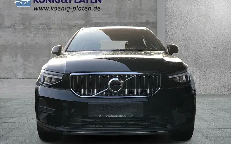 Gebraucht Volvo XC40 Core 129 PS (94 kW) 2022 Schwarz SUV