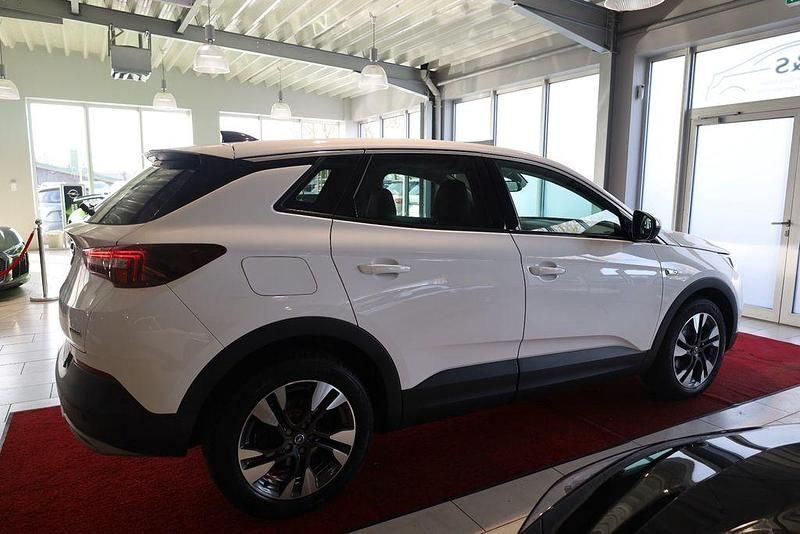 Gebraucht Opel Grandland X Business Innovation 181 PS (133 kW) 2019 Jade weiss/arktis weiss SUV
