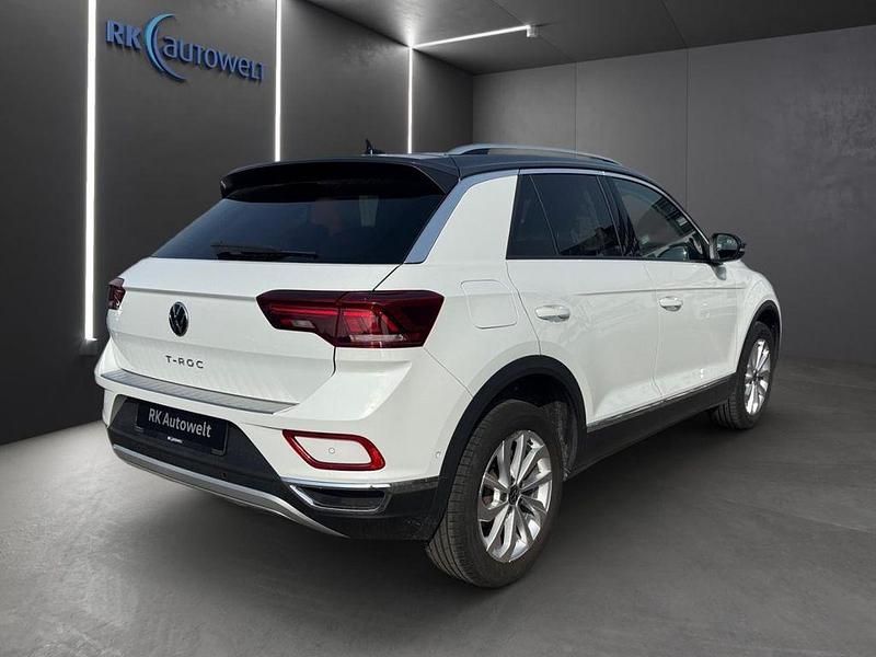 Gebraucht VW T-Roc Style 150 PS (110 kW) 2023 Weiss SUV