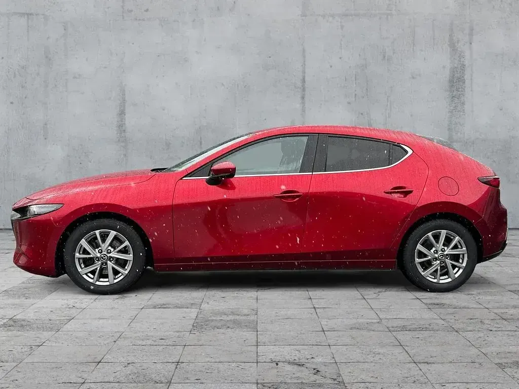 Używany Mazda 3 Selection 122 KM (89 kW) 2019 Czerwony Sedan/Limuzyna