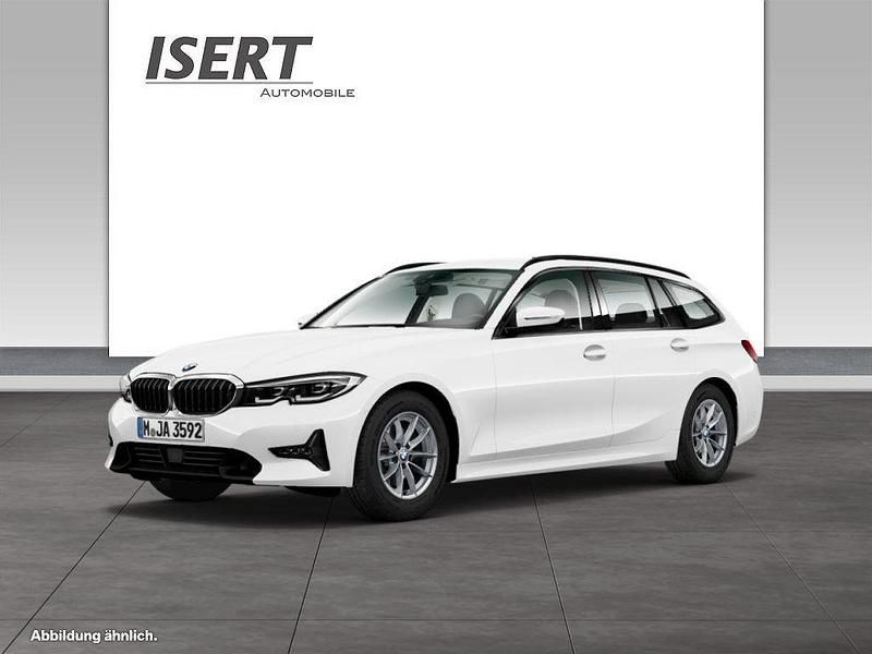 Weiß Gebraucht 2021 BMW 320 Sport Line Kombi | 23.890 € (Etwas zu teuer) - Bild 1/4