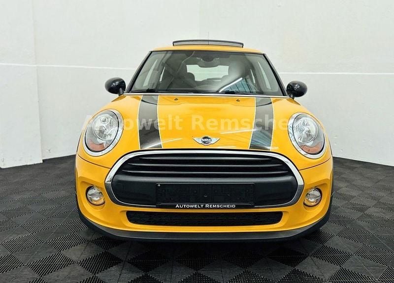 Second-hand Mini ONE 102 CP (75 kW) 2015 Portocaliu Hatchback