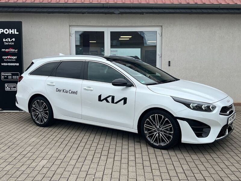 Weiß Gebraucht 2024 Kia Ceed Sportswagon GT-Line Kombi | 32.990 € (Teuer) - Bild 1/4