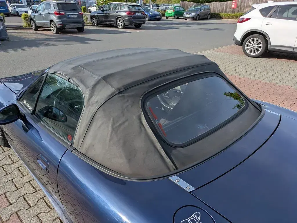 Usata Mazda MX5 110 CV (80 kW) 2002 Blu Cabrio