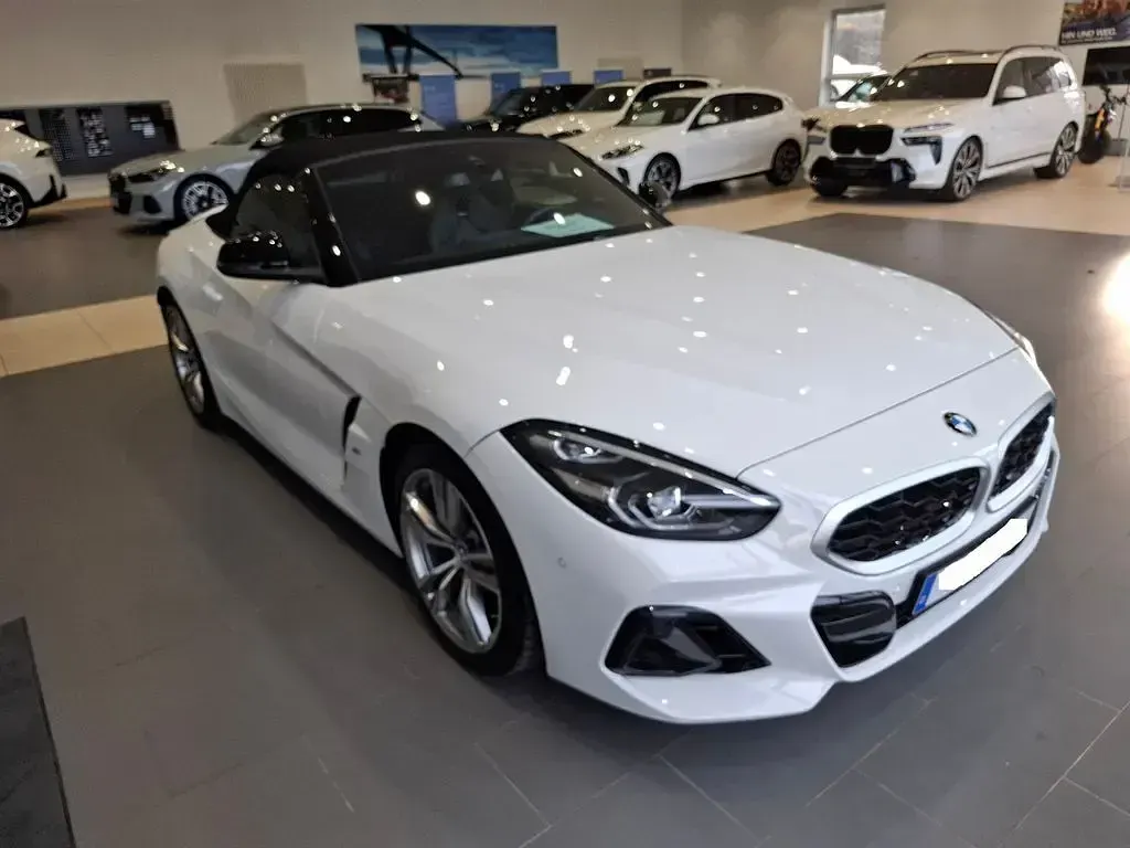Gebraucht BMW Z4 Performance 197 PS (144 kW) 2025 Weiß Cabrio