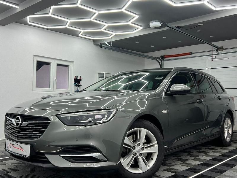 Grau Gebraucht 2018 Opel Insignia Innovation Kombi | 11.900 € (Fairer Preis) - Bild 1/4