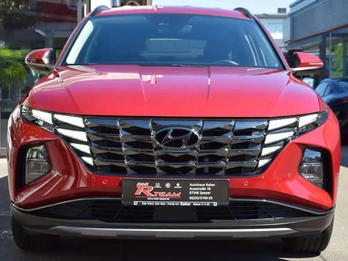 Gebraucht Hyundai Tucson Trend 136 PS (100 kW) 2021 Sunset red SUV