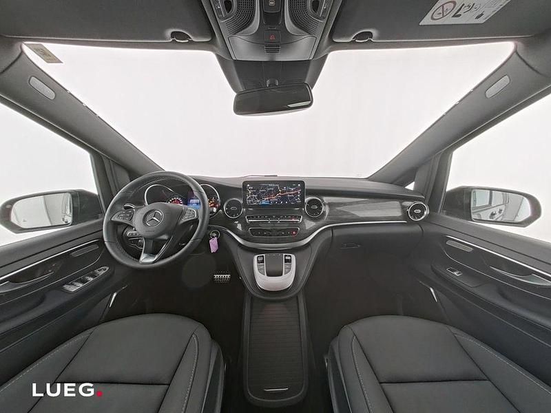 Gebraucht Mercedes V300 237 PS (174 kW) 2024 Schwarz Van / Kleinbus