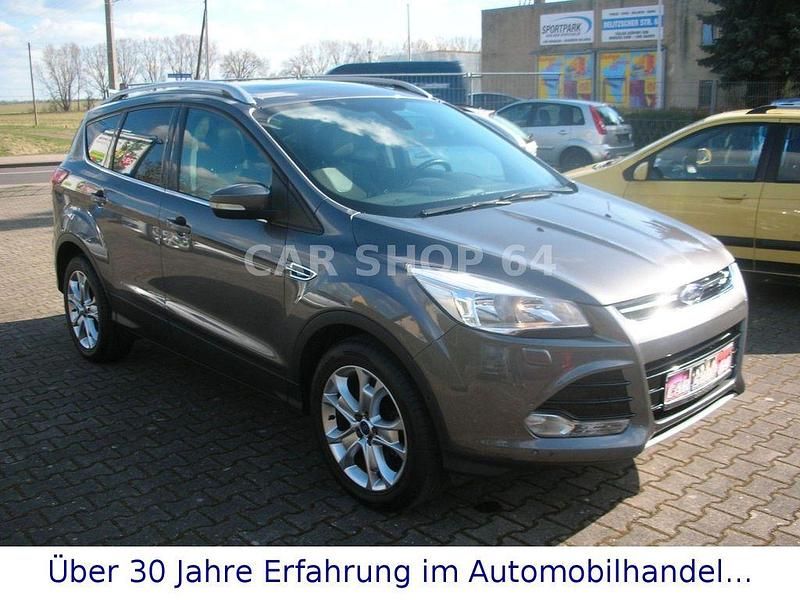 Gebraucht Ford Kuga Titanium 150 PS (110 kW) 2014 Sterling gray SUV