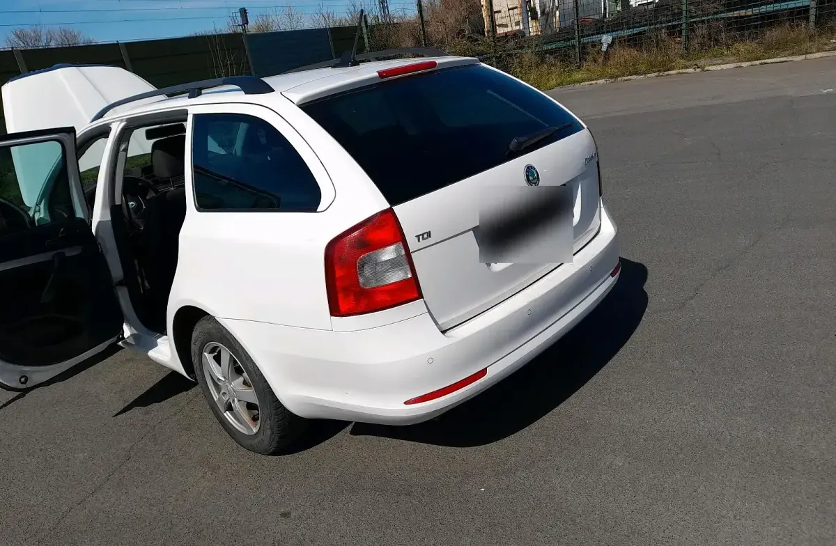 Second-hand Skoda Octavia 105 CP (77 kW) 2012 Alb Break