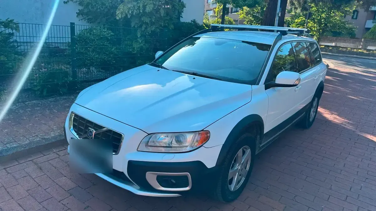 Gebraucht Volvo XC70 185 PS (136 kW) 2008 Weiß Kombi