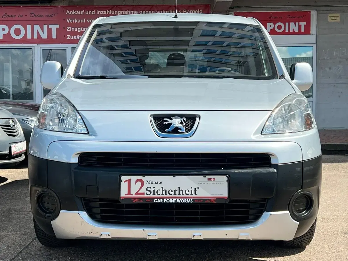 Gebraucht Peugeot Partner Tepee Tendance 98 PS (72 kW) 2011 Grau Van / Kleinbus