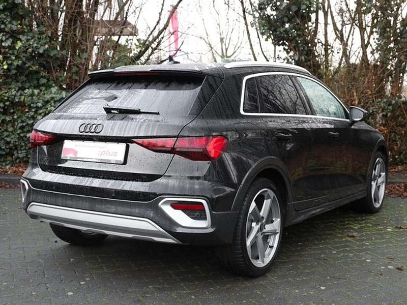 Gebraucht Audi A3 Business 150 PS (110 kW) 2024 Mythosschwarz metallic Limousine