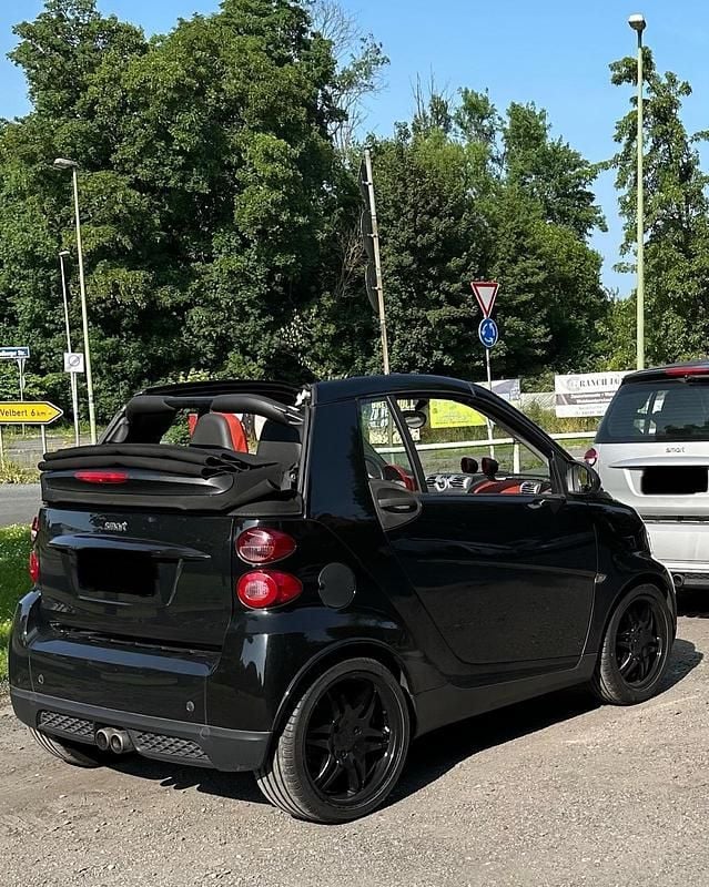 Schwarz Gebraucht 2008 Smart ForTwo Cabrio Brabus Cabrio | 7.999 € - Bild 1/3