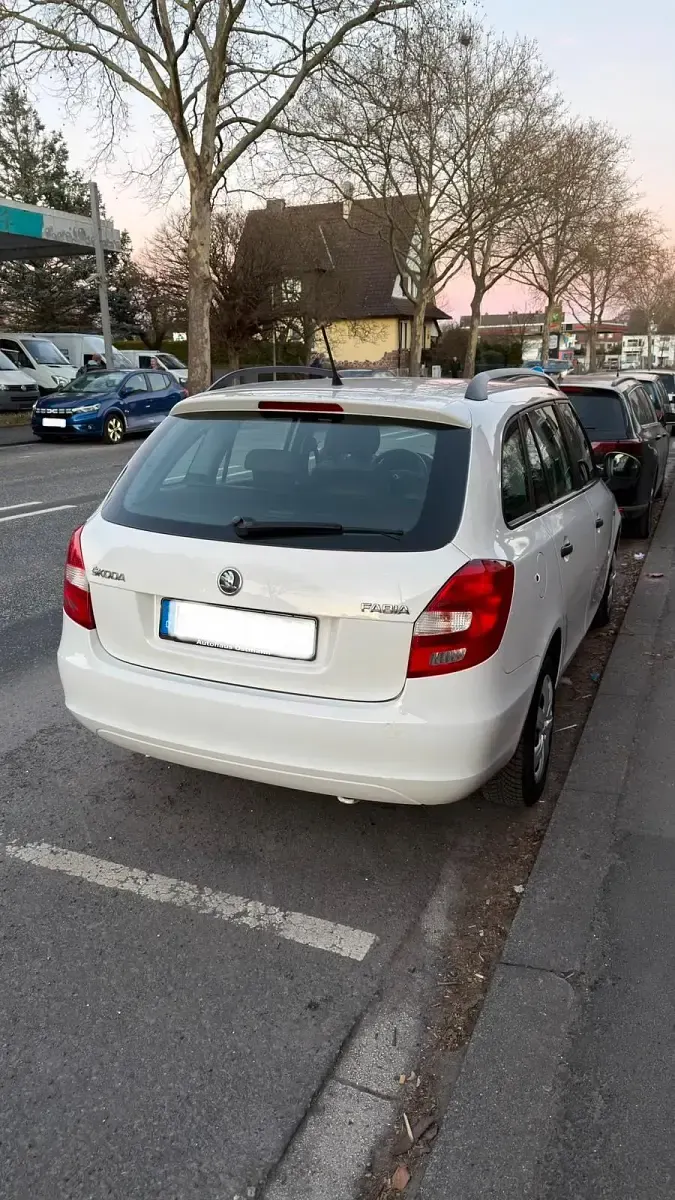 Gebraucht Skoda Fabia 86 PS (63 kW) 2014 Weiß Kombi