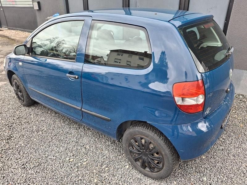 Gebraucht VW Fox Basis 60 PS (44 kW) 2005 Blau Kleinwagen