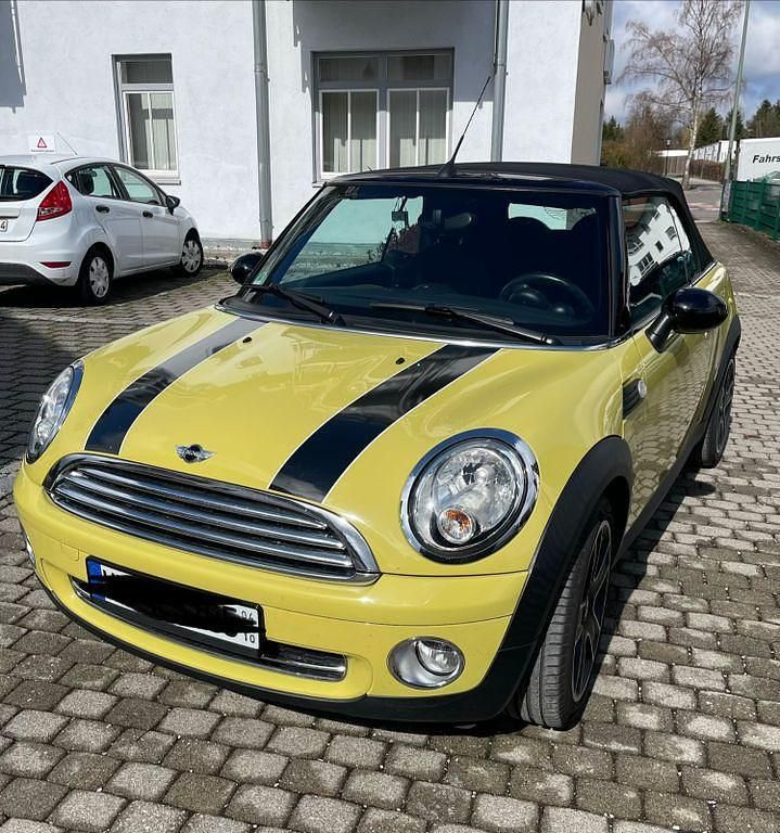 Gebraucht Mini Cooper Cabriolet 120 PS (88 kW) 2009 Gelb Cabrio