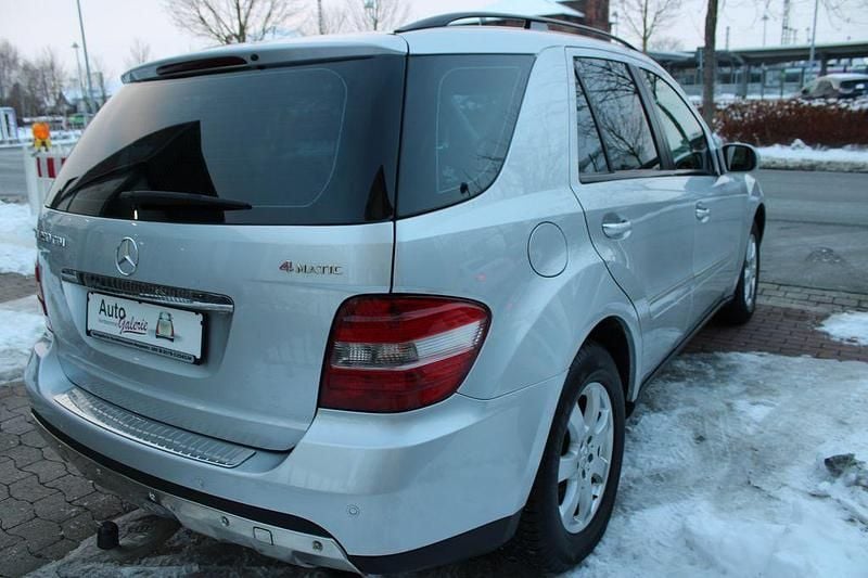Gebraucht Mercedes ML280 190 PS (139 kW) 2007 Silber SUV