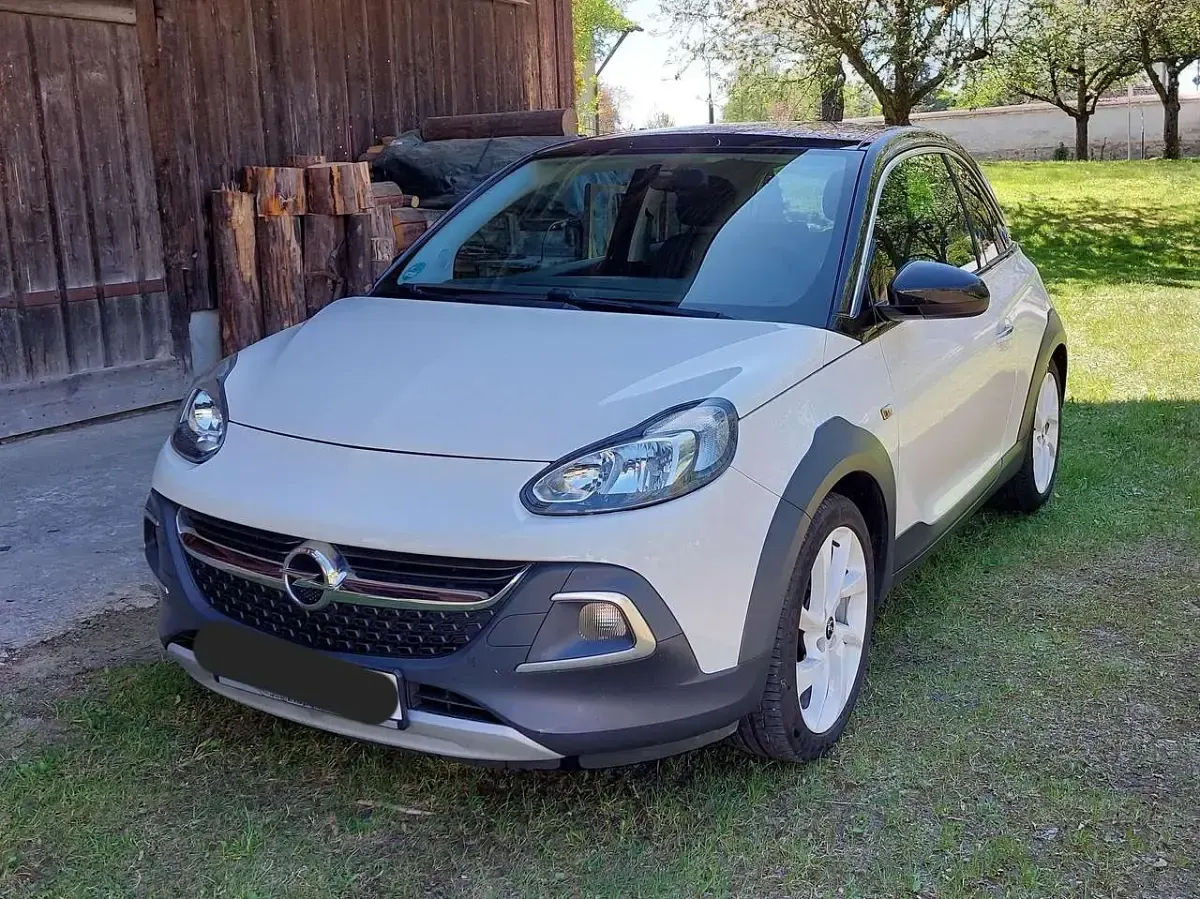 Gebraucht Opel Adam Rocks Rocks 101 PS (74 kW) 2015 Weiß Kleinwagen