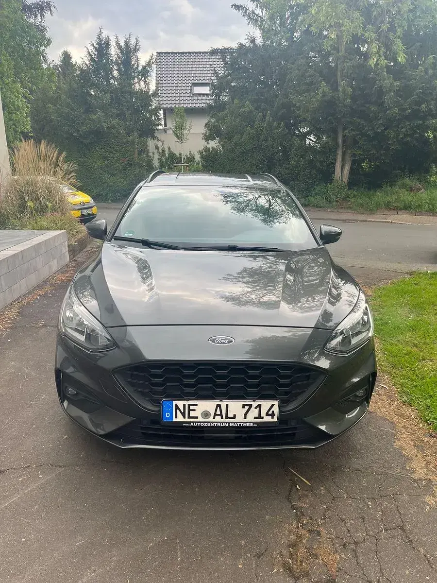Usata Ford Focus ST-Line 150 CV (110 kW) 2018 Grigio Station wagon
