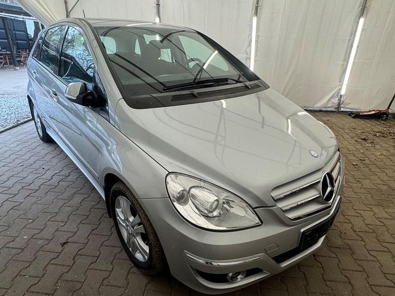 Gebraucht Mercedes B170 116 PS (85 kW) 2008 Silber Van / Kleinbus