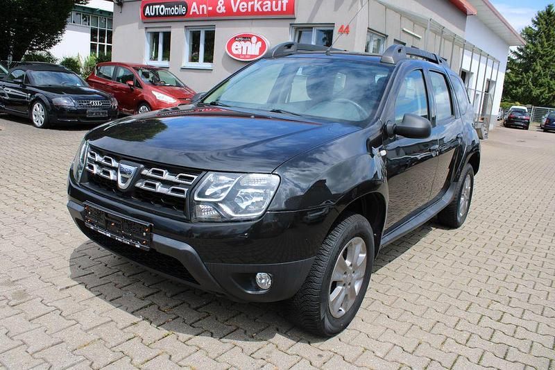 Schwarz Gebraucht 2016 Dacia Duster SUV | 8.990 € (Teuer) - Bild 1/4