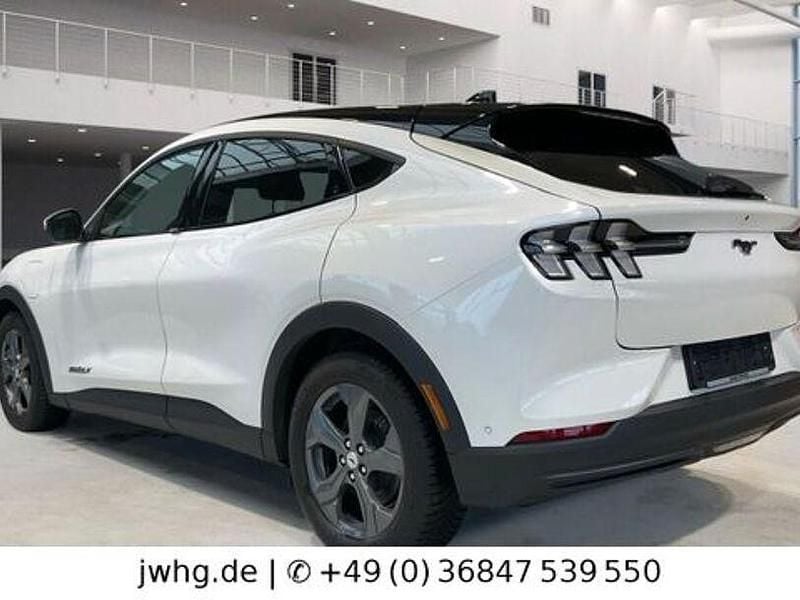 Gebraucht Ford Mustang Mach-E 216 kW (294 PS) 2022 Weiss metallic SUV
