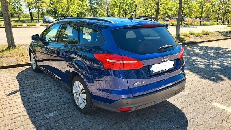 Second-hand Ford Focus Titanium 101 CP (74 kW) 2018 Albastru Break